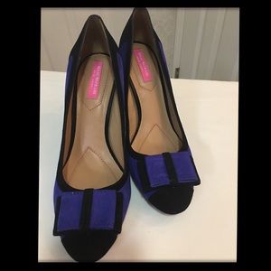 ISAAC MIZRAHI HEELS